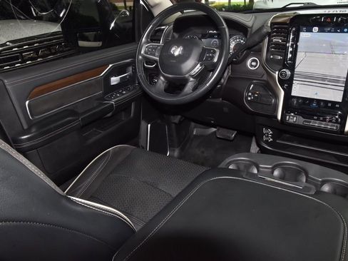 Used 2024 RAM 2500 Laramie image 15