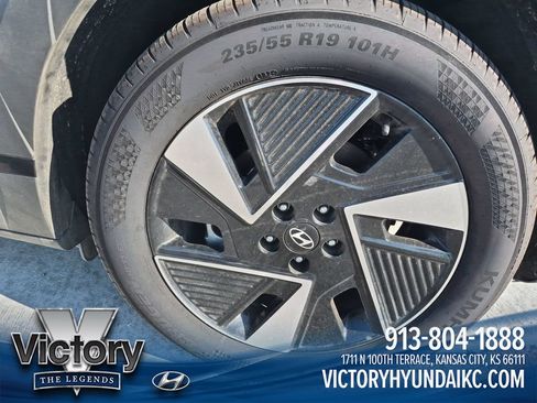 Used 2025 Hyundai Ioniq 5 SEL RWD image 52