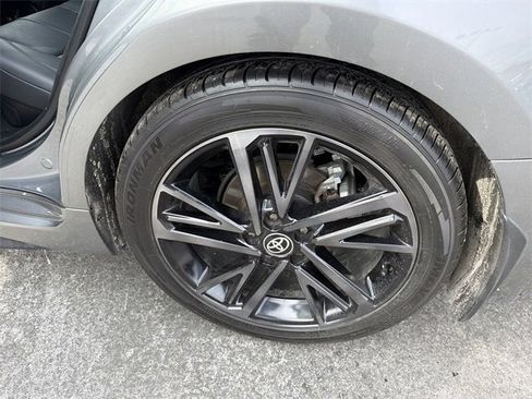 Used 2025 Toyota Camry XSE image 11