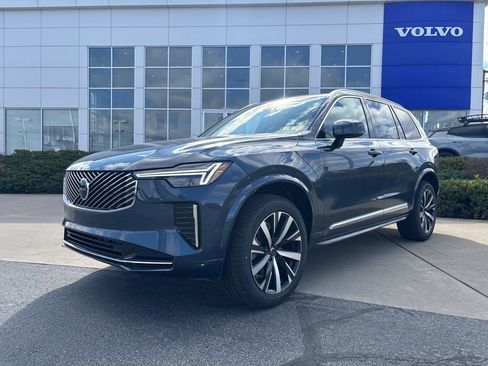 New 2026 Volvo XC90 B6 Core w/ Protection Package Premier AWD/4WD image 49