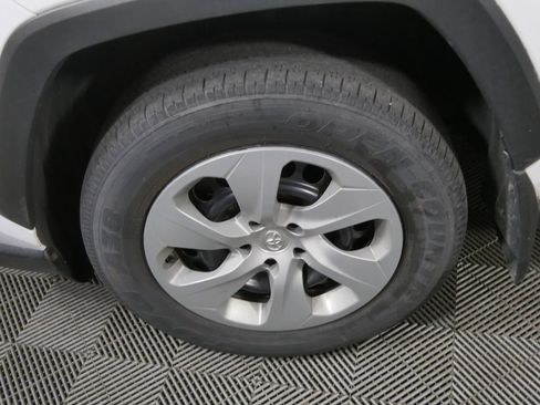 Used 2020 Toyota RAV4 LE w/ All Weather Liner Package AWD/4WD image 10