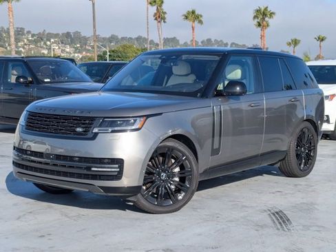 Used 2023 Land Rover Range Rover SE AWD/4WD image 1