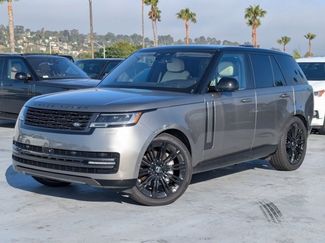 Used 2023 Land Rover Range Rover SE AWD/4WD video 1