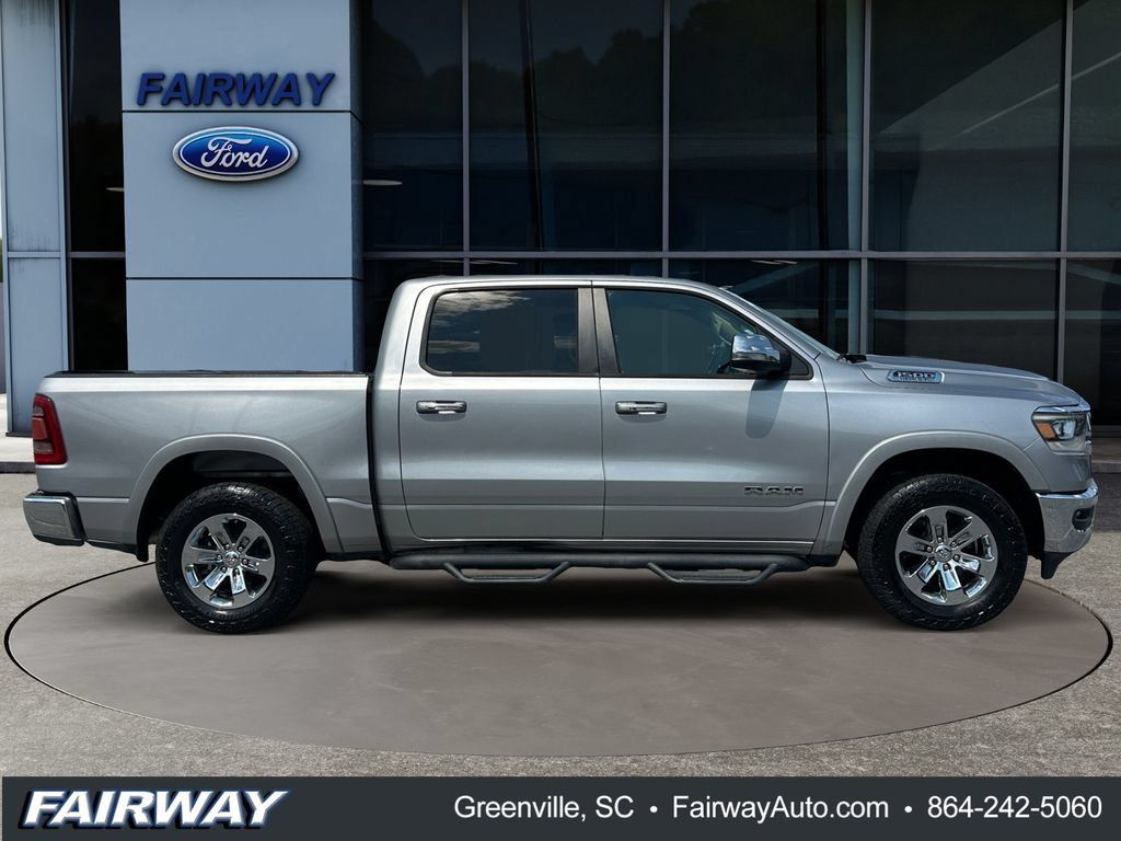 Used 2019 RAM 1500 Laramie AWD/4WD image 9