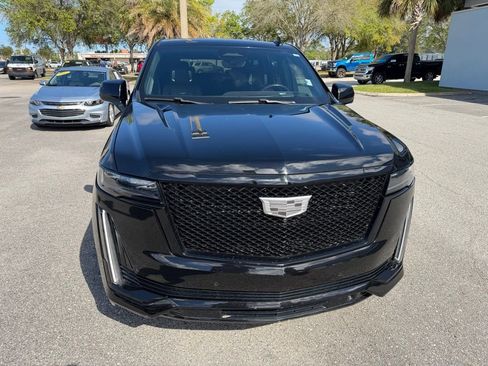 Used 2021 Cadillac Escalade ESV Sport Platinum image 13