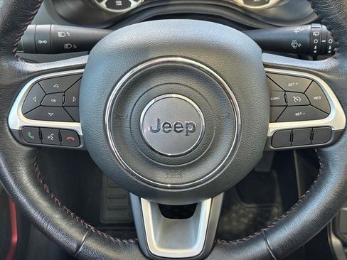 Used 2021 Jeep Renegade Trailhawk w/ Sun & Sound Group AWD/4WD image 13