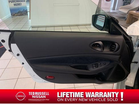 New 2026 Nissan Z NISMO w/ Floor Mat Package image 10