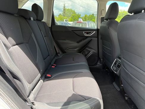 Used 2019 Subaru Forester Premium AWD/4WD image 33