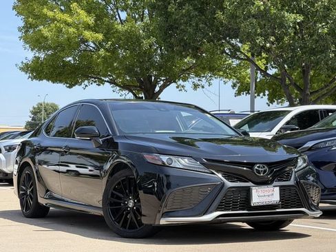 Used 2021 Toyota Camry XSE FWD image 2