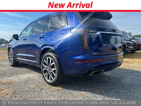 Used 2023 Cadillac XT6 Sport w/ Technology Package AWD/4WD image 4