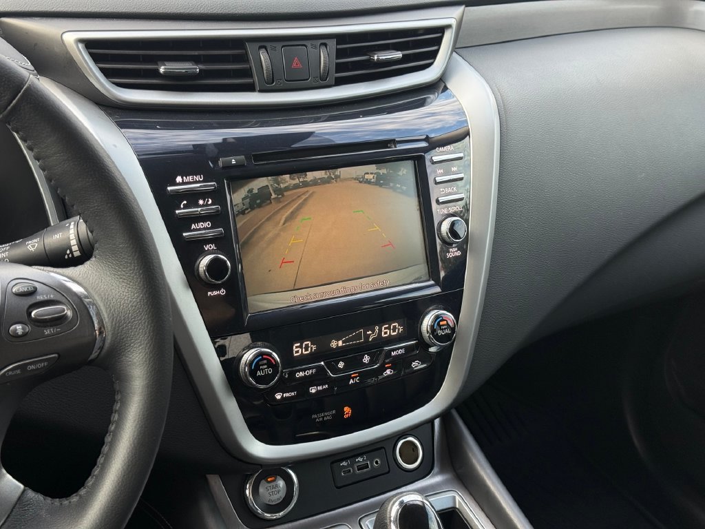 Used 2022 Nissan Murano SV w/ SV Midnight Edition Package FWD image 16