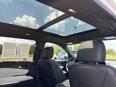 Used 2025 Chevrolet Traverse High Country w/ LPO, Floor Liner Package FWD image 15