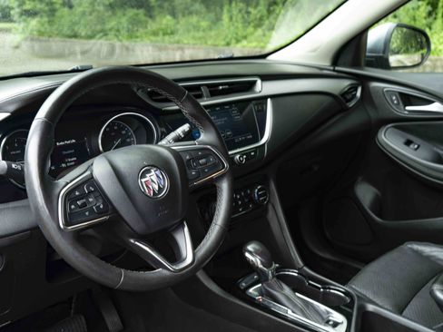 Used 2021 Buick Encore GX Essence w/ Experience Buick Package FWD image 16