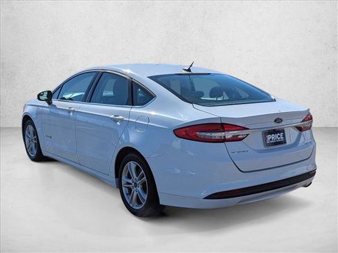 Used 2018 Ford Fusion S image 7