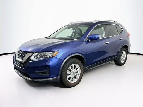 Used 2019 Nissan Rogue SV AWD/4WD image 3
