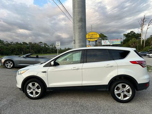 Used 2016 Ford Escape SE FWD image 10