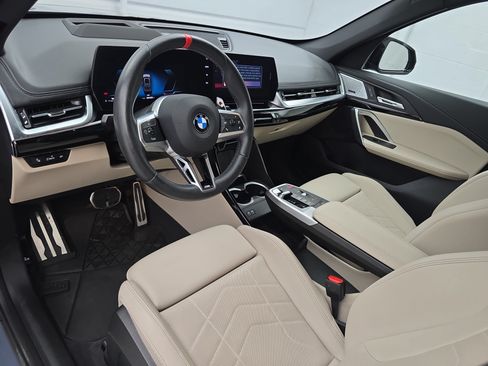 Used 2025 BMW X1 M35i w/ Premium Package AWD/4WD image 4
