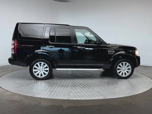 Used 2016 Land Rover LR4 AWD/4WD image 9