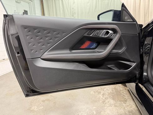 Used 2025 BMW M2 w/ Lighting Package image 8
