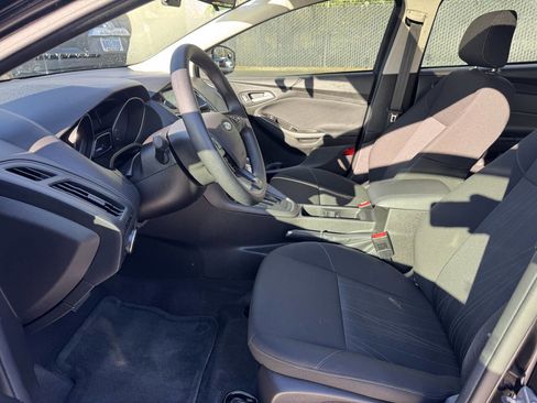 Used 2018 Ford Focus SEL image 8