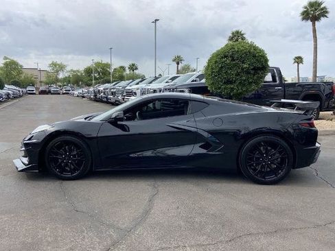 Used 2025 Chevrolet Corvette Stingray Coupe w/ 1LT image 4