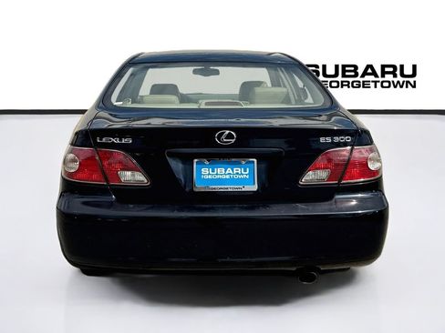 Used 2003 Lexus ES 330 w/ Premium Pkg FWD image 6