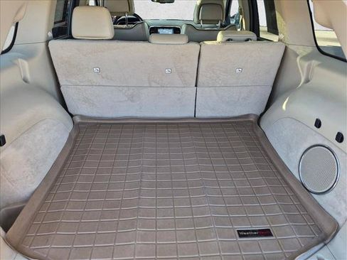 Used 2014 Jeep Grand Cherokee Overland w/ Advanced Technology Group AWD/4WD image 28