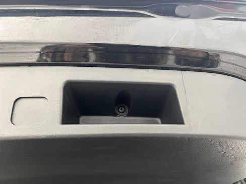 Used 2025 GMC Terrain Elevation image 33