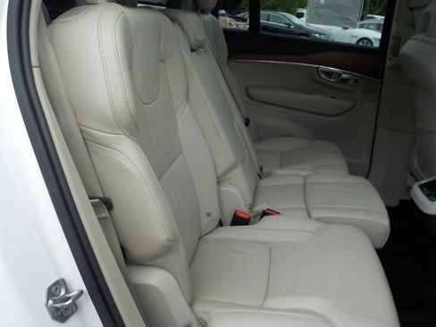Used 2018 Volvo XC90 T6 Inscription w/ Convenience Package AWD/4WD image 48