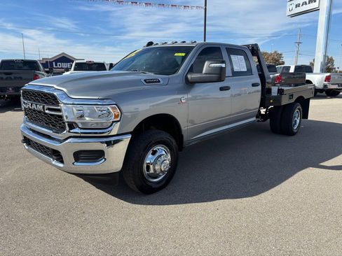 Used 2023 RAM 3500 Tradesman image 2