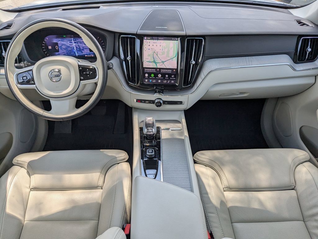 Certified 2024 Volvo XC60 B5 Ultimate w/ Protection Package Premier AWD/4WD image 20