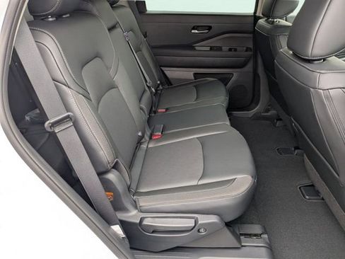 New 2026 Nissan Pathfinder SL AWD/4WD image 26