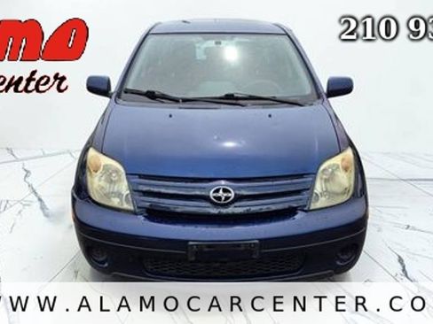 Used 2005 Scion xA FWD image 8