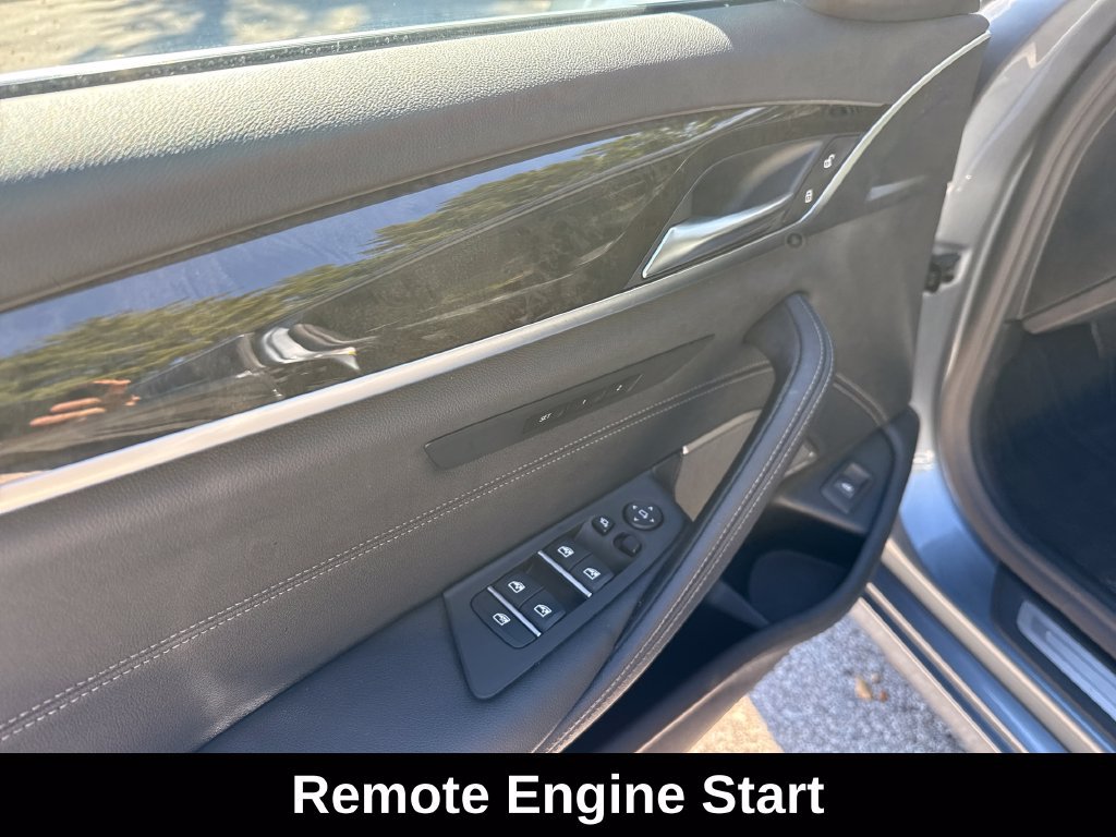 Used 2022 BMW 530i xDrive w/ Premium Package AWD/4WD image 14