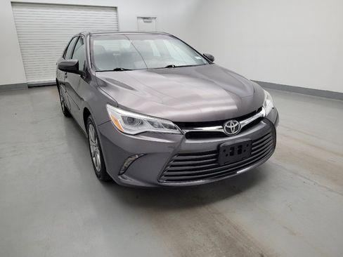 Used 2017 Toyota Camry XLE FWD image 14
