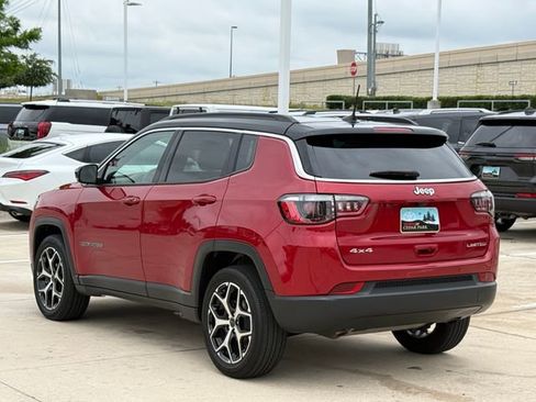 Used 2025 Jeep Compass Limited AWD/4WD image 8