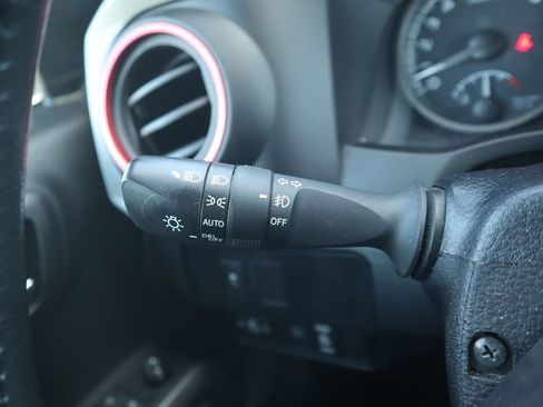 Used 2021 Toyota Tacoma TRD Sport w/ Technology Package image 21