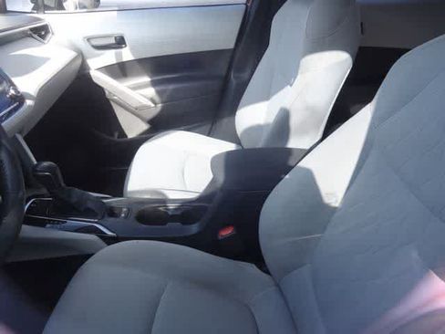 Used 2022 Toyota Corolla Cross LE FWD image 10