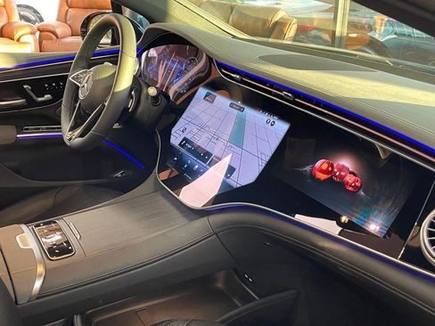 Used 2023 Mercedes-Benz EQS 580 4MATIC Sedan image 23