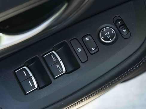 Used 2026 Honda HR-V EX-L image 38