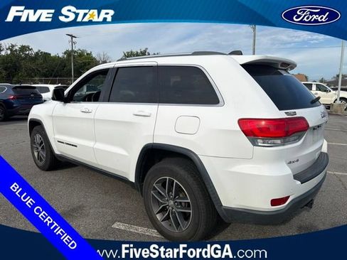 Used 2018 Jeep Grand Cherokee Laredo AWD/4WD image 5