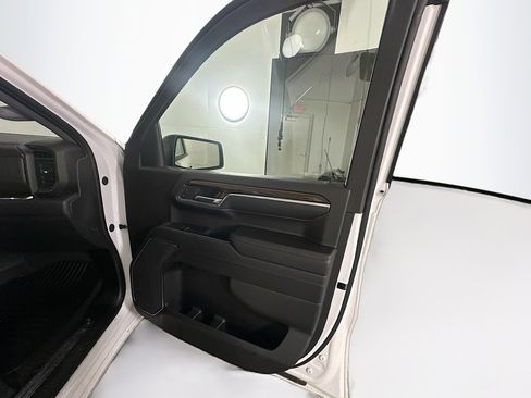 Used 2024 GMC Sierra 1500 Elevation image 30