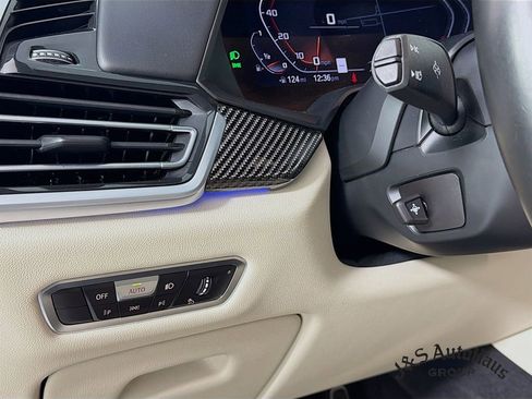 Used 2022 BMW X5 M50i w/ Executive Package image 10