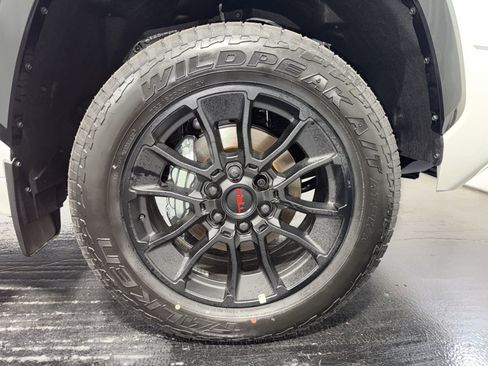 New 2026 Toyota Tundra 4x4 CrewMax image 9
