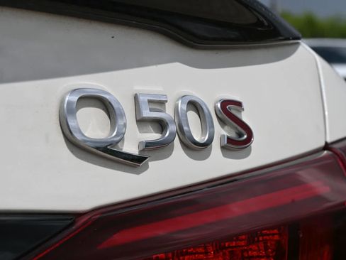 Used 2023 INFINITI Q50 Red Sport 400 w/ Carbon Fiber Package RWD image 19