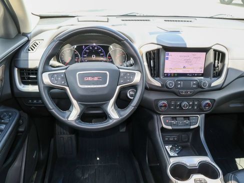 Used 2023 GMC Terrain Denali w/ Denali Premium Package AWD/4WD image 14