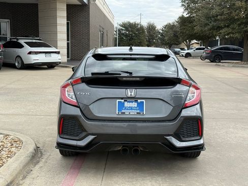 Used 2018 Honda Civic Sport Touring image 4