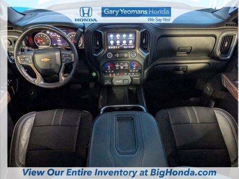 Used 2021 Chevrolet Silverado 1500 High Country image 16