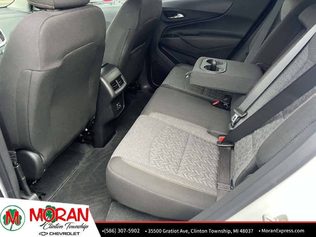Certified 2024 Chevrolet Equinox LT FWD image 13