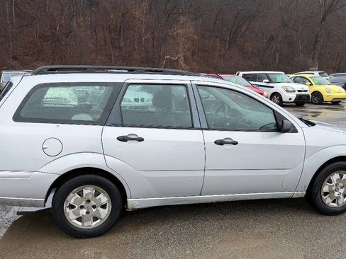Used 2007 Ford Focus SES image 6